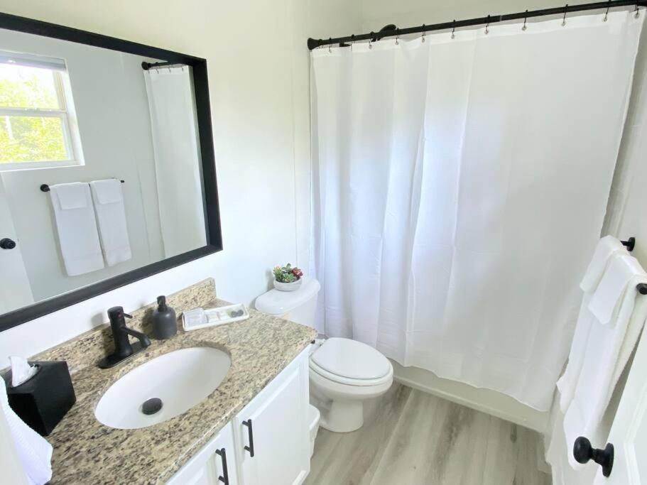 Sanctuary Gainesville Bright 2 Bedroom King Condo Exteriér fotografie